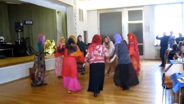 весёлый еврейский танец смотреть онлайн