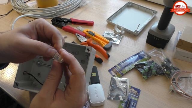 Как собрать Герметичный Бокс для роутера и 3G / 4G модема с выходом на внешнюю антенну смотреть онлайн