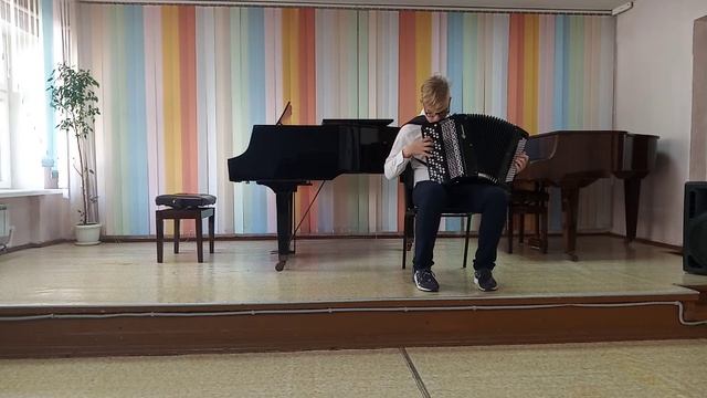 Черников А. ДМШ 4 г. Старый Оскол Р.Бажилин ,,Листок из песен военных лет,, смотреть онлайн