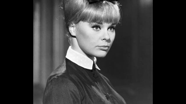 Эльке Зоммер (Elke Sommer)