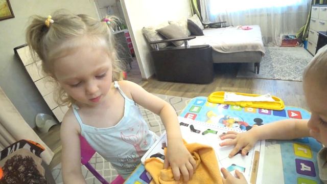 ЛЕПИМ СОСИСКИ В ТЕСТЕ / НОВАЯ СТРИЖКА ТИМОФЕЯ / ПЫЛЕВАЯ БУРЯ В КРАСНОЯРСКЕ смотреть онлайн