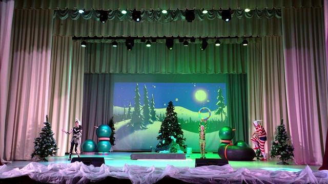 Зайцы№1. Акробаты на баллоне. Общий план.