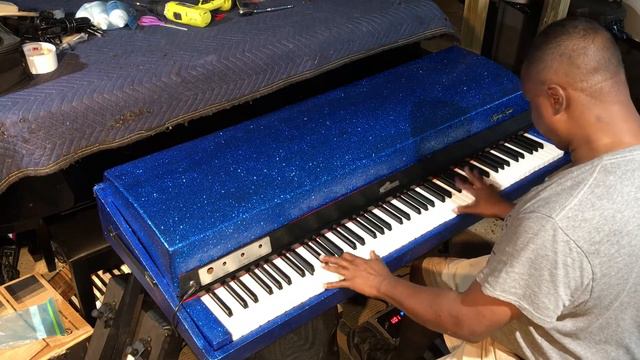 Kris Nicholson Custom Electric Blue Fender Rhodes ( Demo 6 ) смотреть онлайн