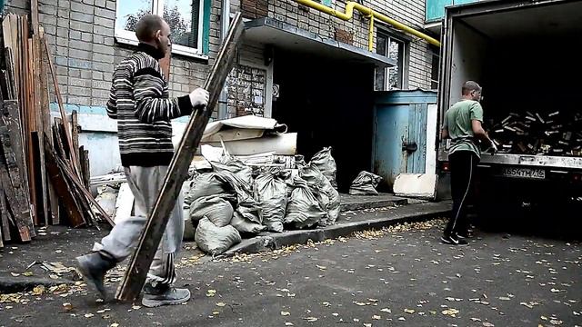 Ремонт двухкомнатной хрущевки в Казани. Стяжка пола \ Перепланировка \ Штукатурка стен по маякам смотреть онлайн