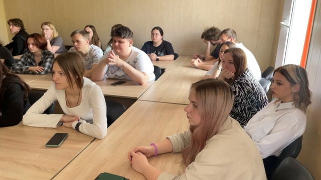 25 апреля в рамках Ярмарки вакансий для работодателя для  старшекурсников и выпускников специальност смотреть онлайн