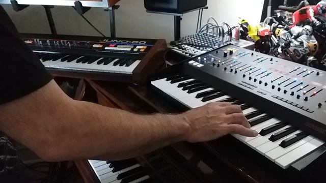 Behringer Odyssey Banks смотреть онлайн
