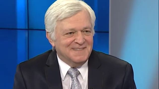 Михаил Бенюмов, художественный руководитель и главный дирижер красноярского камерного оркестра смотреть онлайн