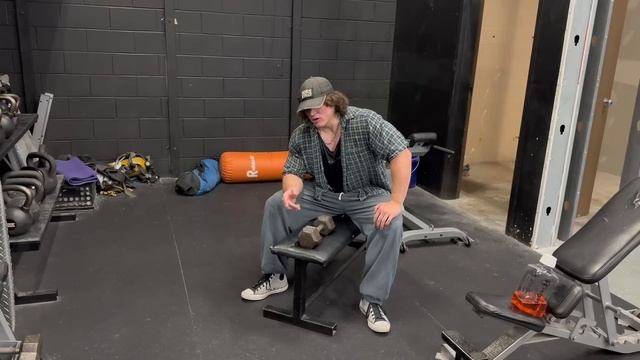 Spring Bulk Day 217 - Triceps and Forearms смотреть онлайн