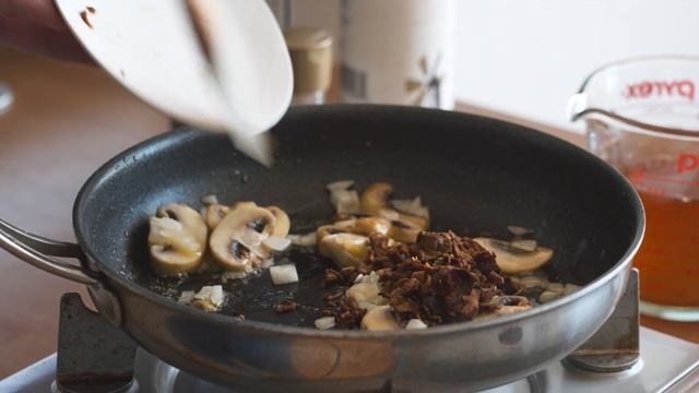 하루 종일도 먹을 수 있는 포르치니 버섯 크림 파스타 смотреть онлайн