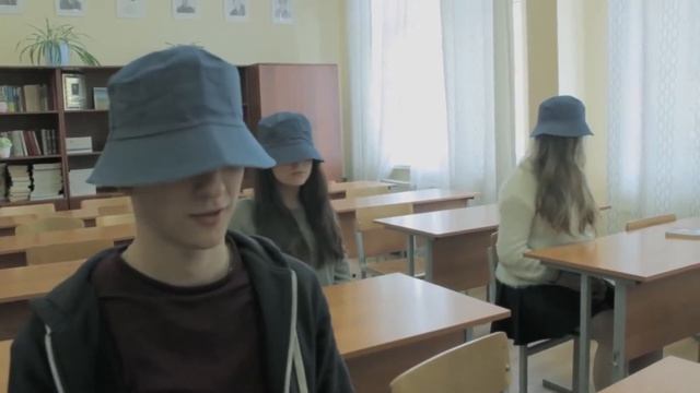 ШКОЛЬНИКИ ПЕРЕПЕЛИ ГРУППУ ГРИБЫ | ТАЕТ ЗАЧЁТ | смотреть онлайн