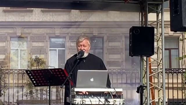 Русское поле. Протодиакон Евгений Петровский смотреть онлайн
