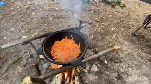 Баня в палатке на берегу озера. Готовим плов. Осенний отдых и рыбалка.