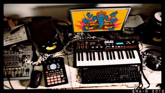 TIMES WAITS FOR NO ONE FRENCH ELECTRO HOOD MUSIC смотреть онлайн