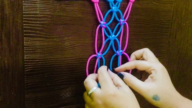 Macrame hanging shelf /Easy Tutorial смотреть онлайн