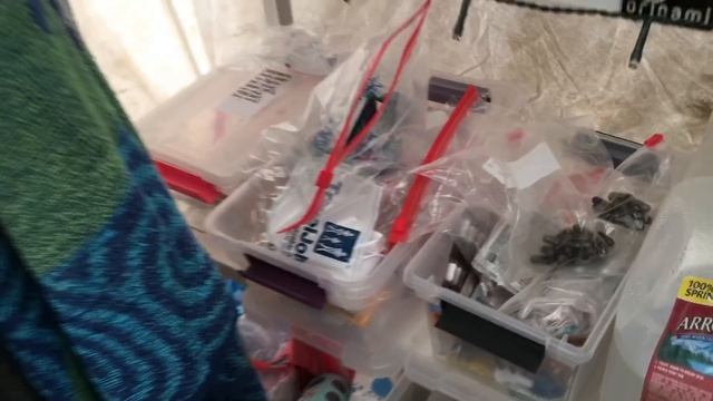 BURNING MAN TUTORIAL: LIVING IN A TENT IN THE DESERT смотреть онлайн