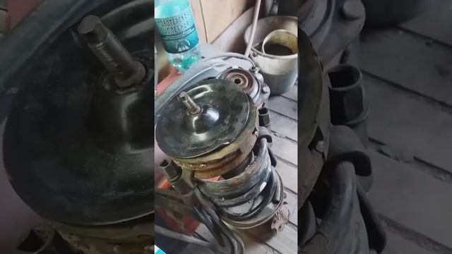 Ремонт переднего амортизатора kia spectra.Установка чашки от ВАЗ смотреть онлайн