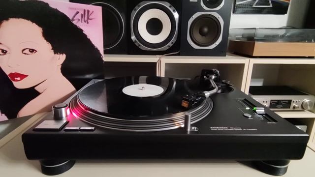 TECHNICS SL-1200MK5. Тест 2 смотреть онлайн