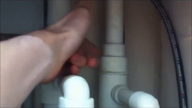 Выбор и установка проточного водонагревателя Electrolux NPX6 Aquatronic Digital. Часть I. смотреть онлайн
