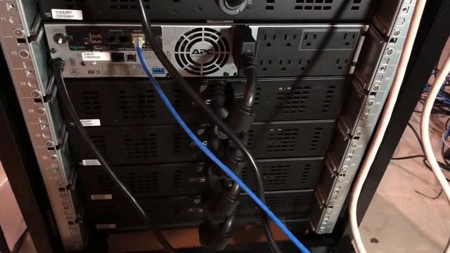 APC SMX UPS - 48 Volt External Battery Pack 3 смотреть онлайн