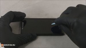 Как убрать пузыри с защитного стекла телефона? Как убрать воздух из под защитного стекла?