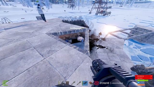 THE 23,000 HOUR RUST PLAYER..(surviving near the 25 man zerg..) смотреть онлайн
