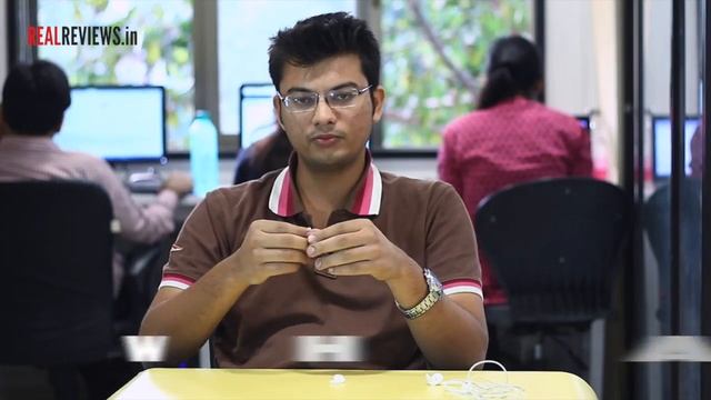 Earhoox Review: "When They Fit, They Do a Pretty Good Job!" says Aditya Bajaj смотреть онлайн