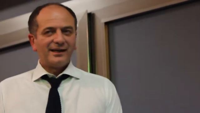 Festa degli auguri con il sindaco Giuseppe Lovascio смотреть онлайн