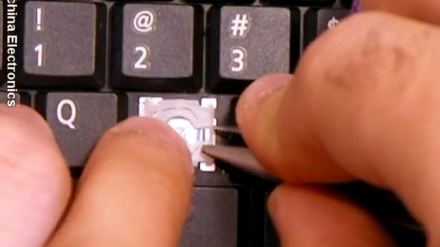 Replacing an Acer D150 or D250 Keyboard Key (Type k18) смотреть онлайн