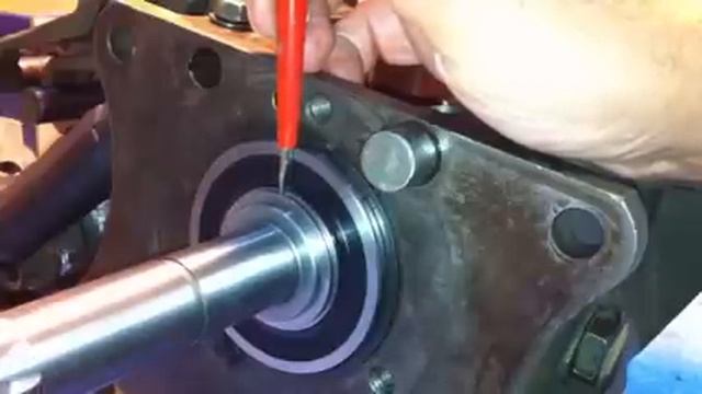 T-84 Snap Ring on Input Shaft смотреть онлайн