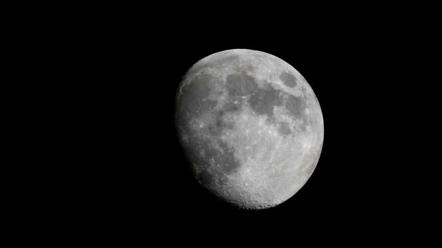 The Moon - Canon M10 - 1000mm Celestron смотреть онлайн