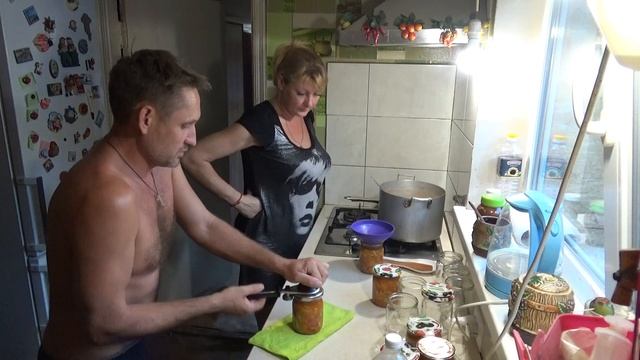 праздник прошел на кухне, пополняем погреб запасами, Шаповаловы влог, кухня смотреть онлайн