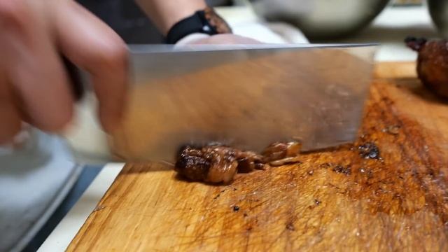 New York City Food - GIANT ALASKAN KING CRAB + LEMONGRASS BEEF STEAK Park Asia Seafood NYC смотреть онлайн