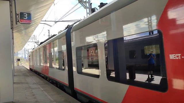 "Ласточка" под №738, сообщением Иваново-Москва, прибывает на Восточный вокзал г. Москвы! 10.08.22г. смотреть онлайн