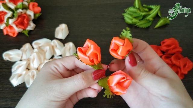 Букетик роз с самодельной декоративной листвой канзаши на резинке | мастер класс | DIY | kanzashi смотреть онлайн