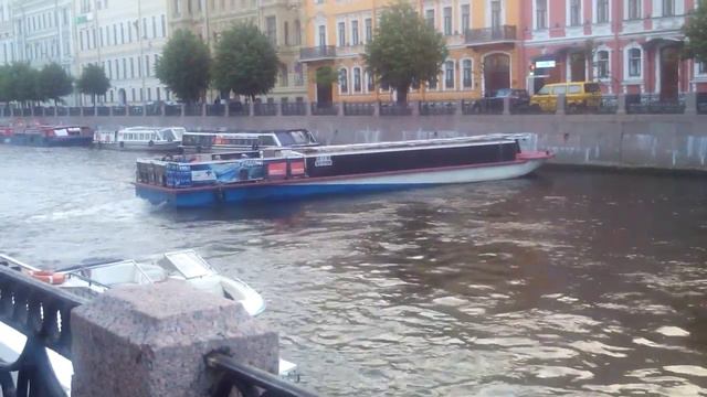 Дрифт от речного трамвайчика смотреть онлайн