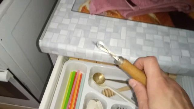 Как открыть 19л бутылку с загнутым язычком смотреть онлайн
