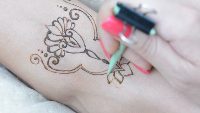 КАК СДЕЛАТЬ МЕХЕНДИ НА НОГЕ| КОНКУРС смотреть онлайн