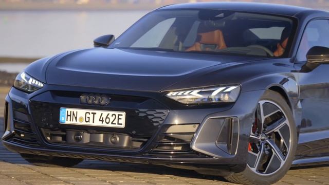 Audi RS E-Tron GT in Daytona Grey Exterior Interior Driving Infotainment смотреть онлайн