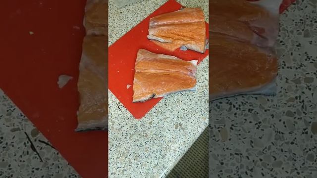 8. Слабосолëная сëмга/ солим в домашних условиях/ без химии, консервантов и красителей смотреть онлайн