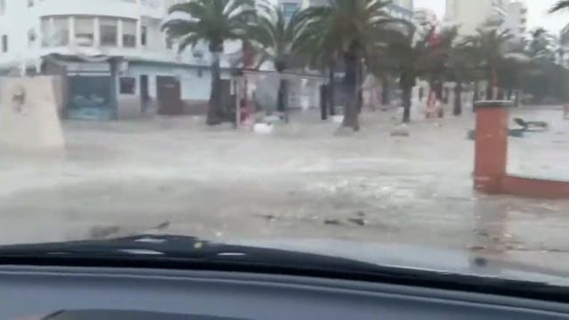 Последствия стихии в январе 2020 года г.Винарос, Испания смотреть онлайн