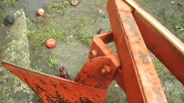 Самодельный плуг для минитрактора / Plow for tractor смотреть онлайн