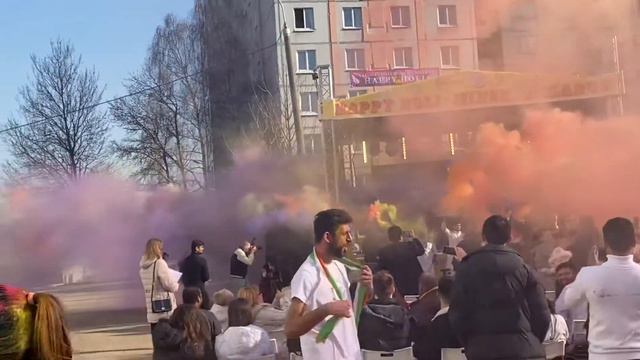 Happy Holi from Minsk , Belarus 🇧🇾 смотреть онлайн