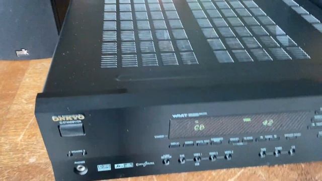 Onkyo TX-SR501 Receiver & Polk T-15 Speakers смотреть онлайн