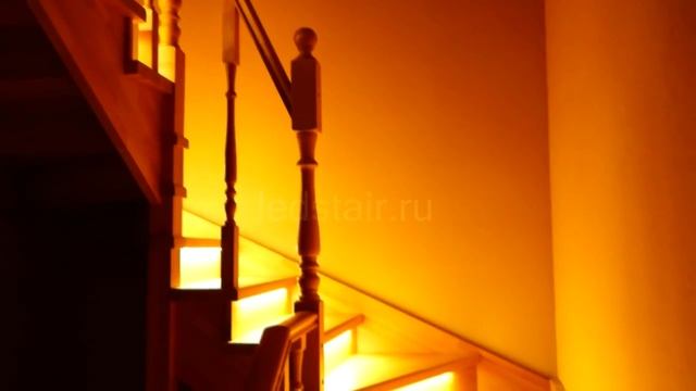 Автоматическая подсветка cтупеней лестницы смотреть онлайн