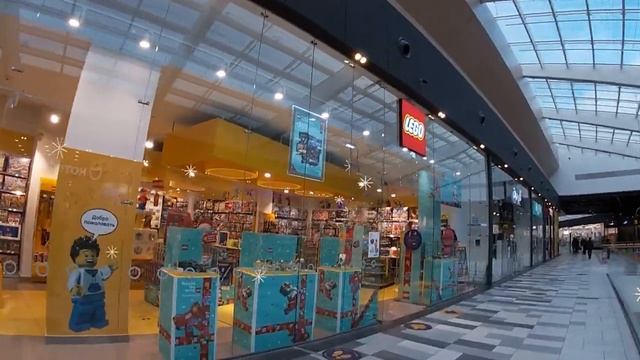 ТЦ Соларис в Москве. Новогодние магазины и торговые центры столицы. Путешествуем с Анжелиной смотреть онлайн