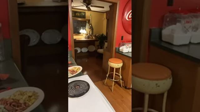 It’s raining here in Andalusia today.I bet he ladies will be playing games at#Cookingwithbrendagant смотреть онлайн