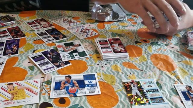 New 2018-2019 Panini Contenders NBA смотреть онлайн