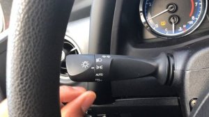 TOYOTA COROLLA - HOW TO TURN ON AND OF HEADLIGHTS