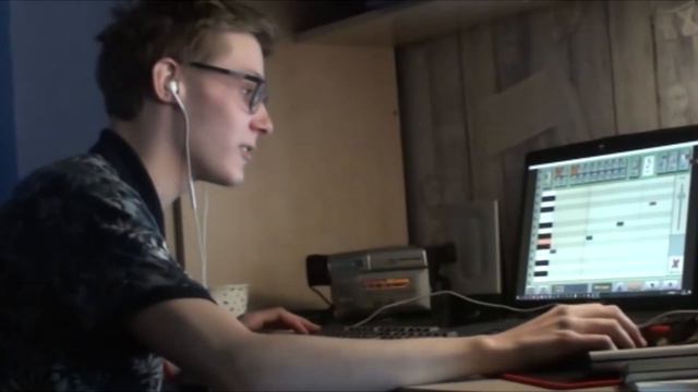 как написать трек за 3 секунды (я приемный) смотреть онлайн