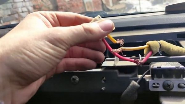 #motostroY #автодиагностика motostroY: Nissan Tiida не работает печка, ремонт после автоэлектриков